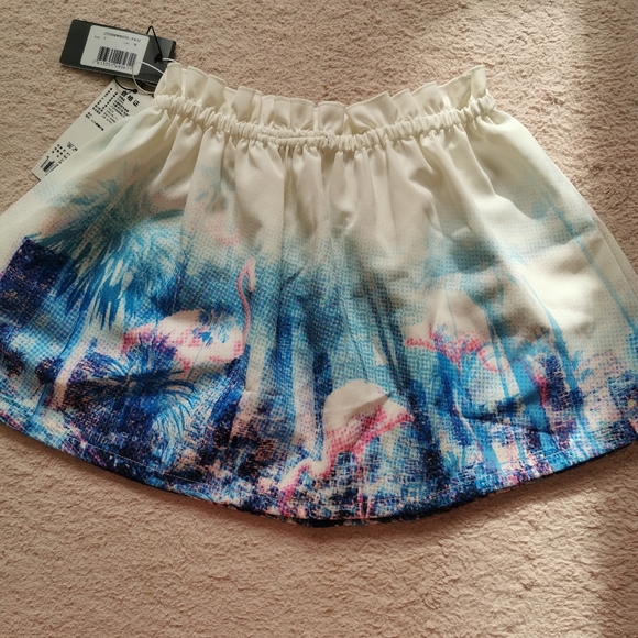 2/25 Guess girl's  skirt - Picture 7 of 8